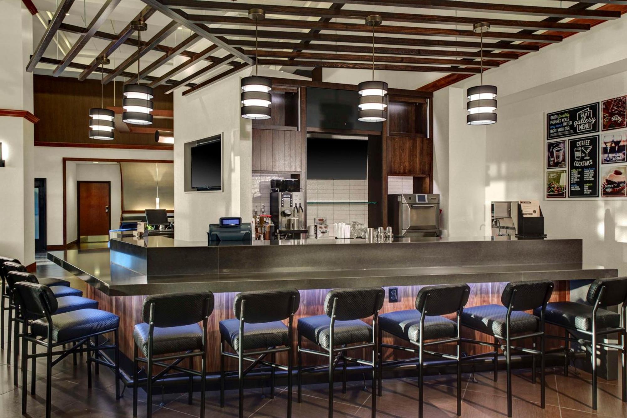 Hyatt Place Tampa Busch Gardens Esterno foto