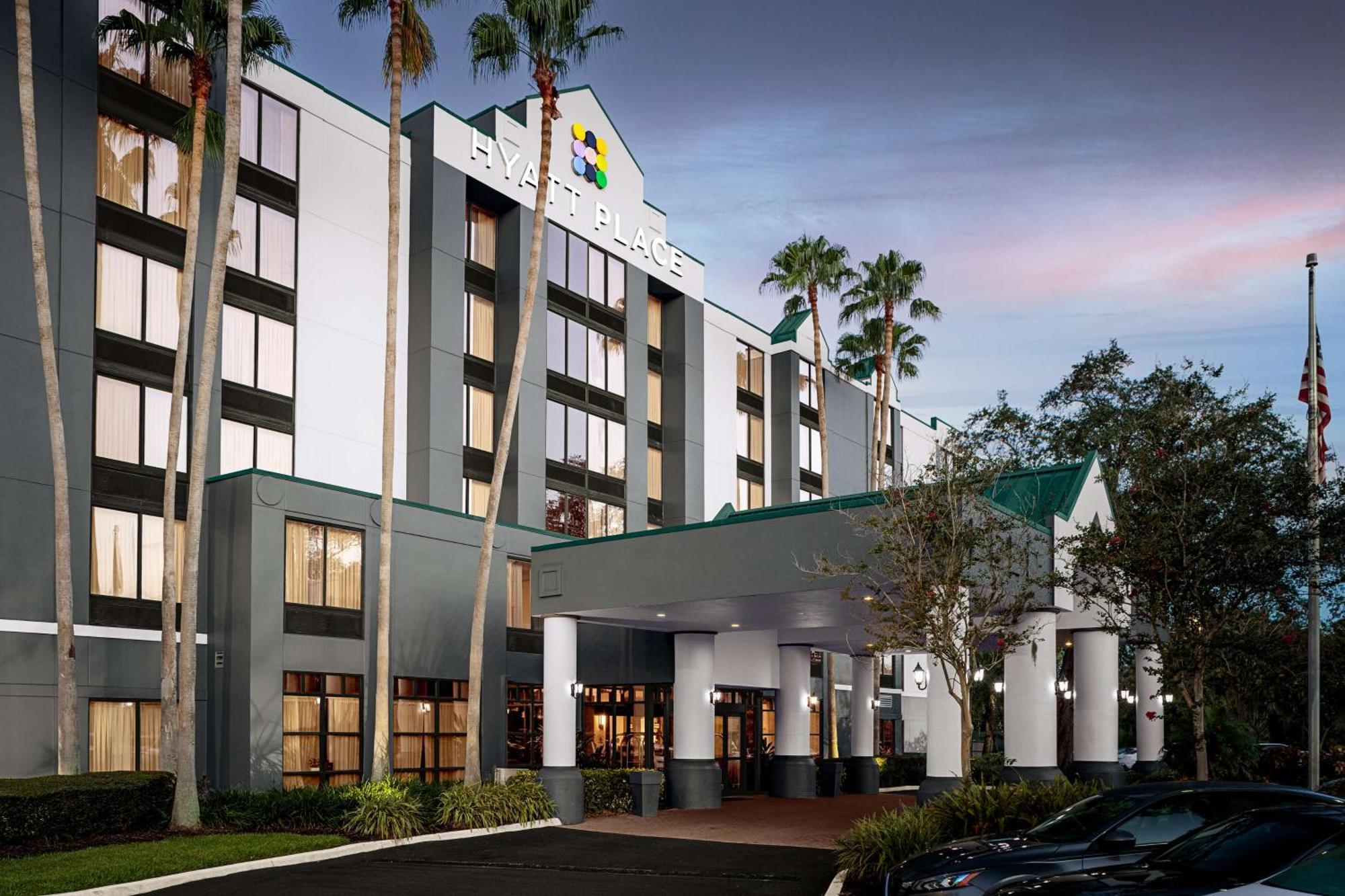 Hyatt Place Tampa Busch Gardens Esterno foto