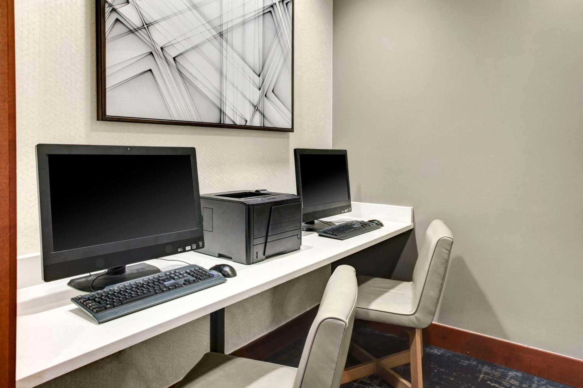 Hyatt Place Tampa Busch Gardens Esterno foto