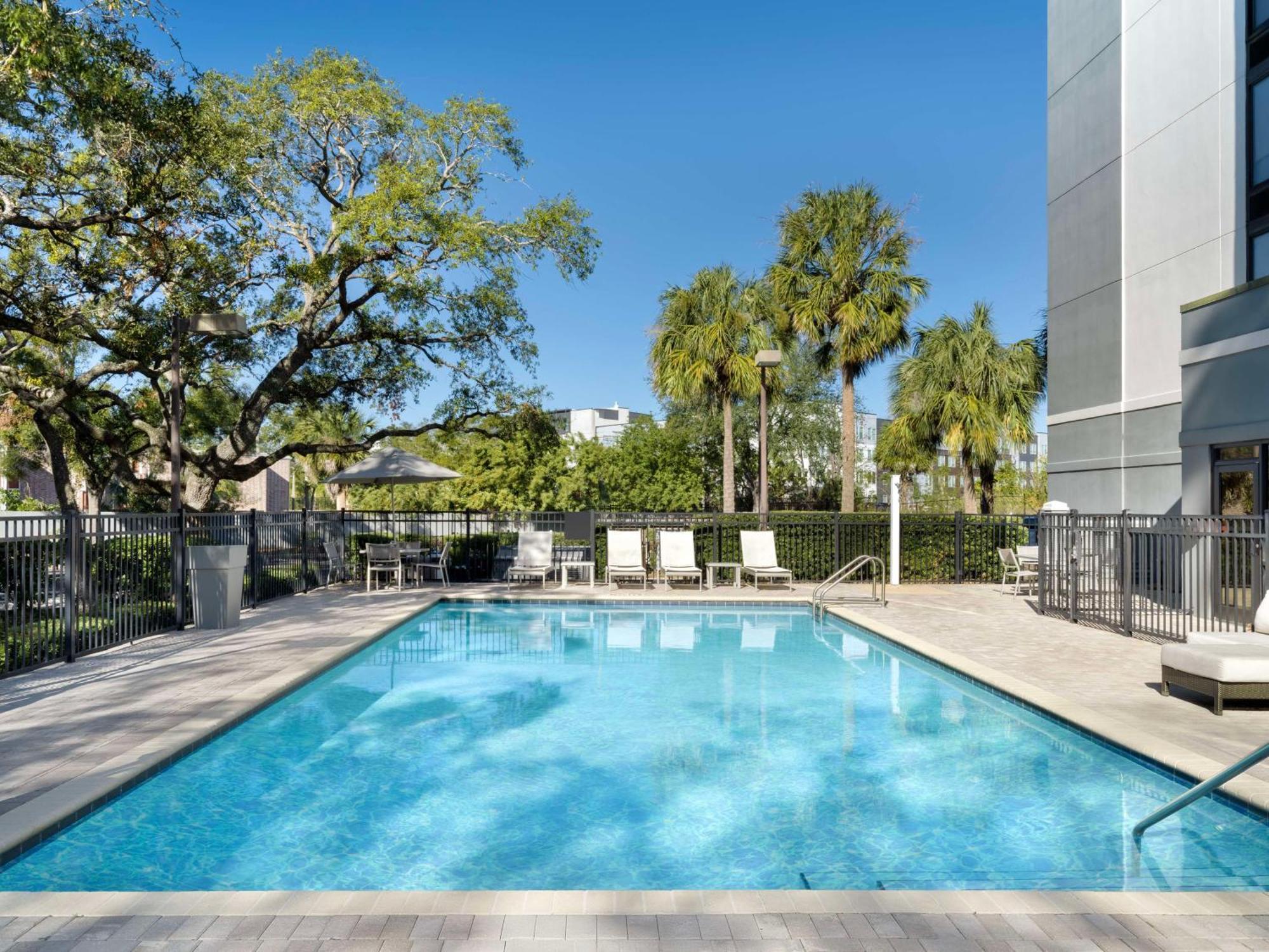 Hyatt Place Tampa Busch Gardens Esterno foto