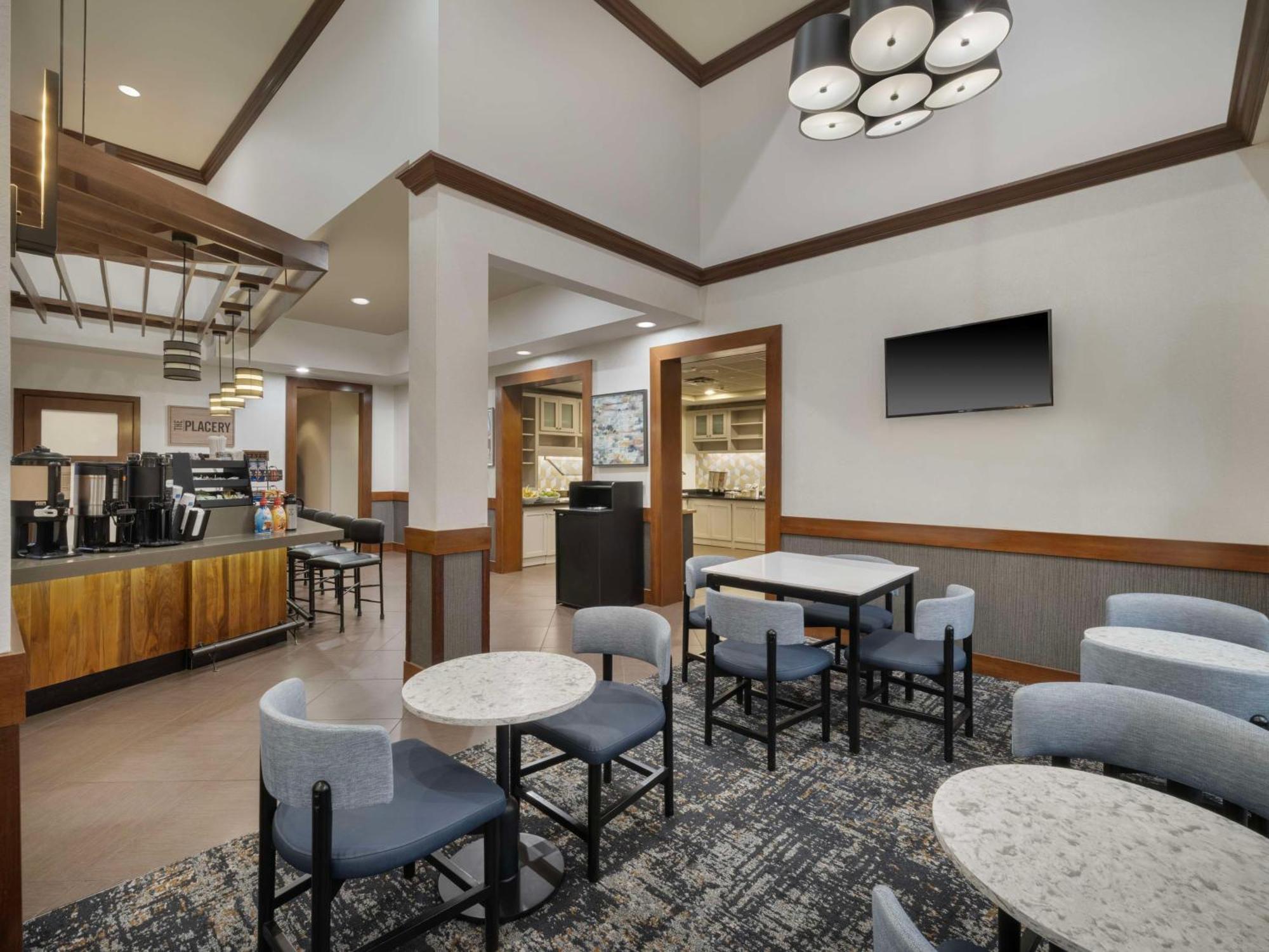 Hyatt Place Tampa Busch Gardens Esterno foto