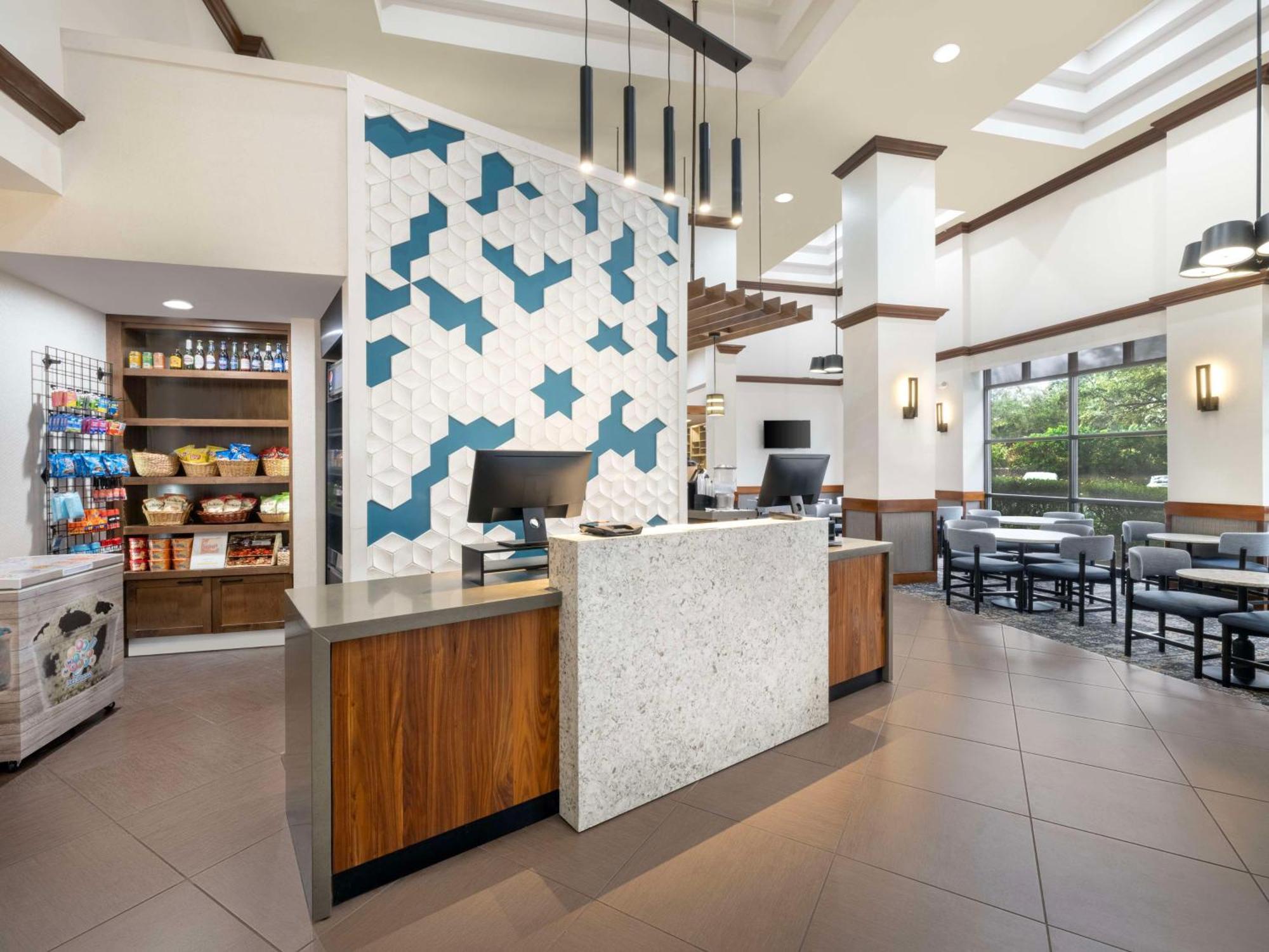 Hyatt Place Tampa Busch Gardens Esterno foto