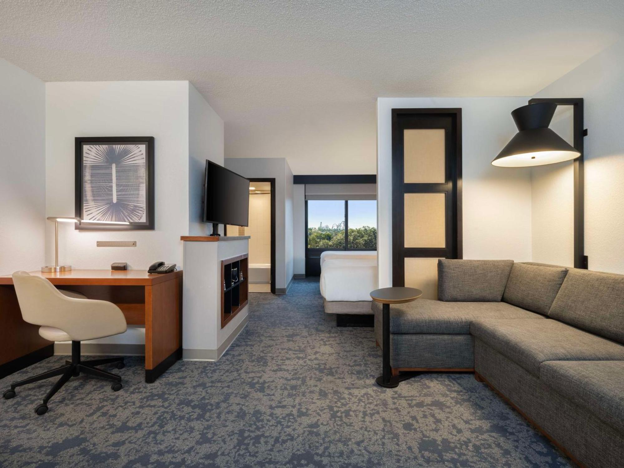 Hyatt Place Tampa Busch Gardens Esterno foto